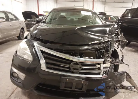 2015 Nissan Altima 2.5/S/Sv/Sl z USA, uszkodzony, nr VIN 1N4AL3AP5FC456078